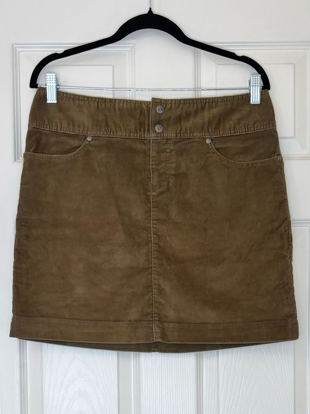Athleta Cotton Blend Vintage Ridge Corduroy Mini Skirt with Inside Floral Detail